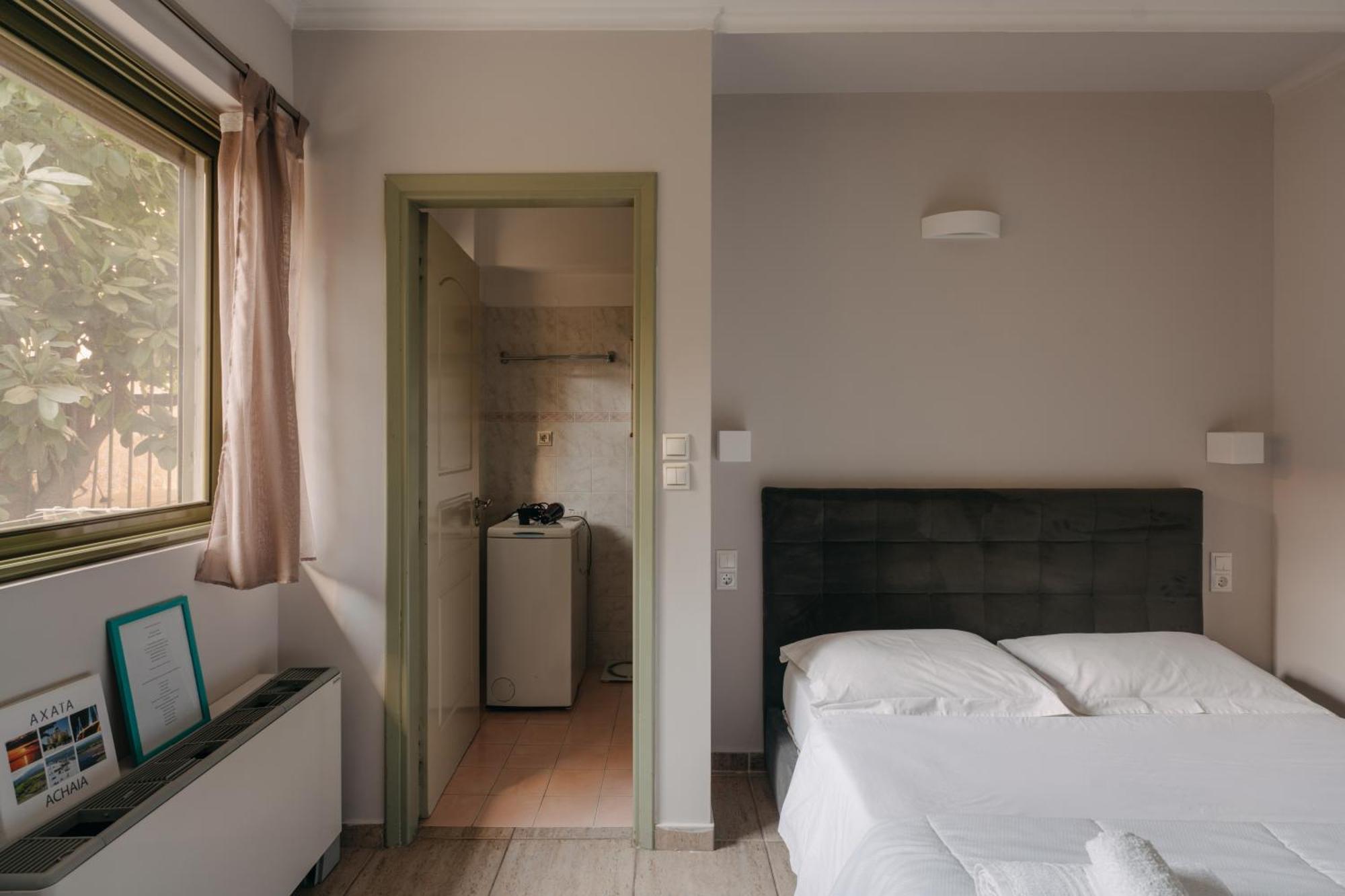 Central Studio - Fully Equiped. Ideal For Couples Patras Eksteriør billede